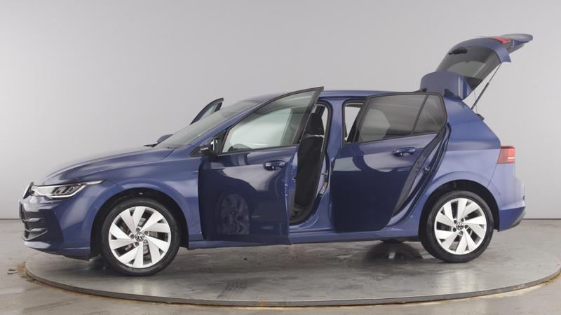 Used Volkswagen Golf 2024 for sale - 75945327: Photo 9