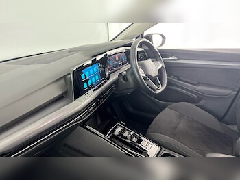 Used Volkswagen Golf 2023 for sale - 78531791: Photo