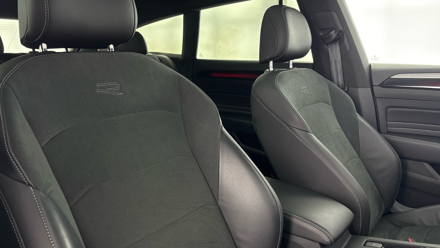 Used Volkswagen Arteon 2024 for sale - 77602673: Photo 21