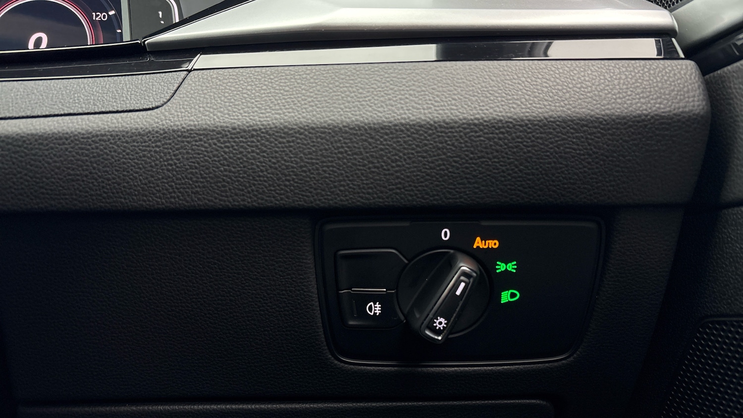 Used Volkswagen Arteon 2024 for sale - 77602673: Photo 26