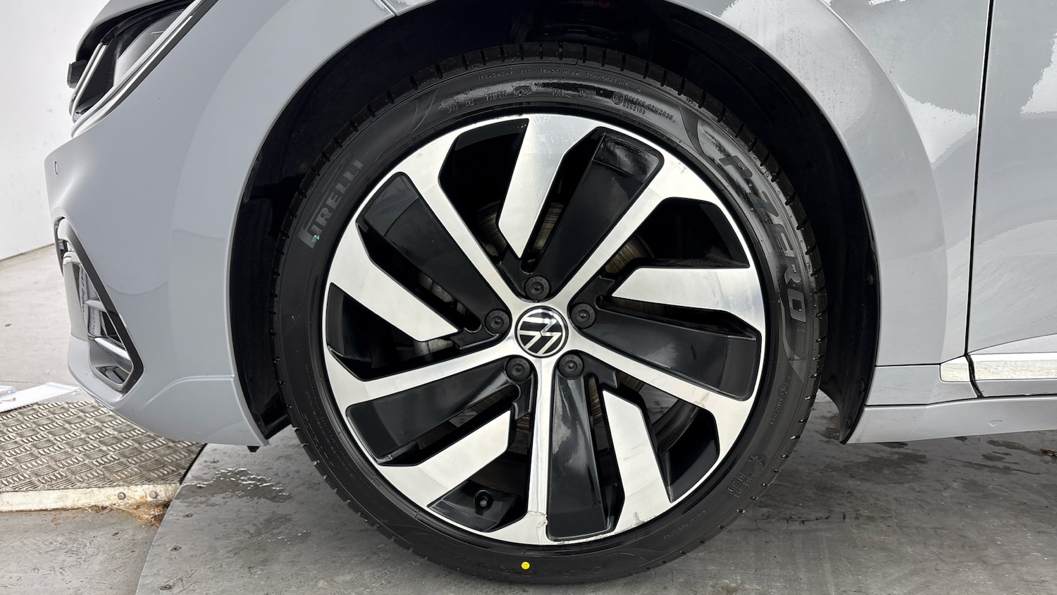 Used Volkswagen Arteon 2024 for sale - 77602673: Photo 35