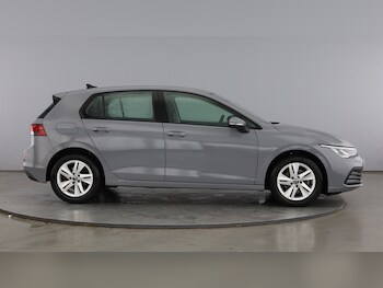 Used Volkswagen Golf 2022 for sale - 77743413: Photo