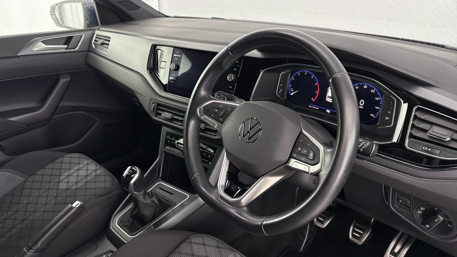 Used Volkswagen Polo 2023 for sale - 77506339: Photo 6