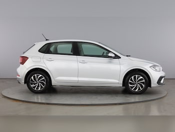Used Volkswagen Polo 2024 for sale - 78091234: Photo