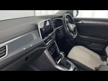 Used Volkswagen T-Roc 2022 for sale - 74854152: Photo
