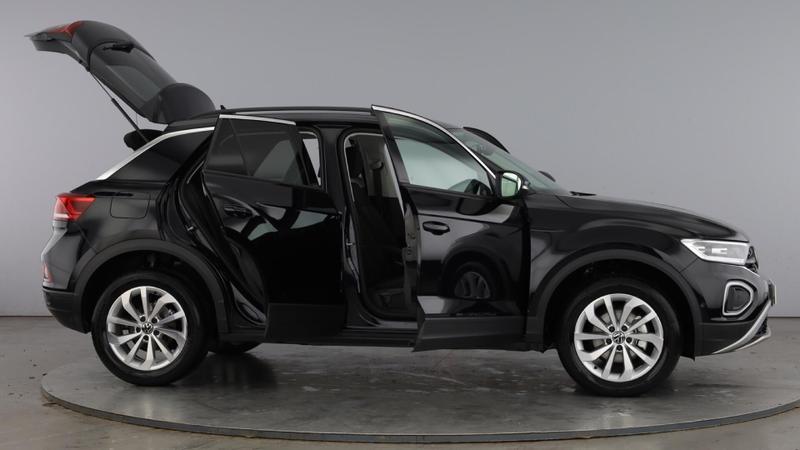 Used Volkswagen T-Roc 2025 for sale - 75604520: Photo 10