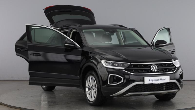 Used Volkswagen T-Roc 2025 for sale - 75604520: Photo 9