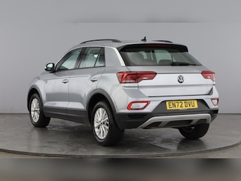Used Volkswagen T-Roc 2023 for sale - 77515809: Photo