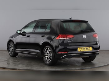 Used Volkswagen Golf 2018 for sale - 78251117: Photo