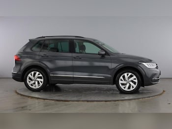 Used Volkswagen Tiguan 2022 for sale - 76231033: Photo