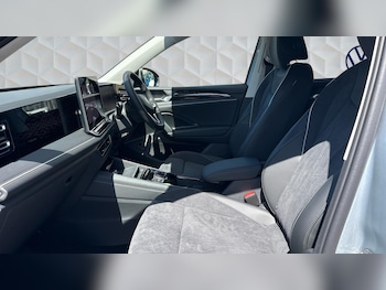 Used Volkswagen Tiguan undefined for sale - 79542181: Photo
