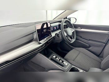 Used Volkswagen Golf 2026 for sale - 78466058: Photo