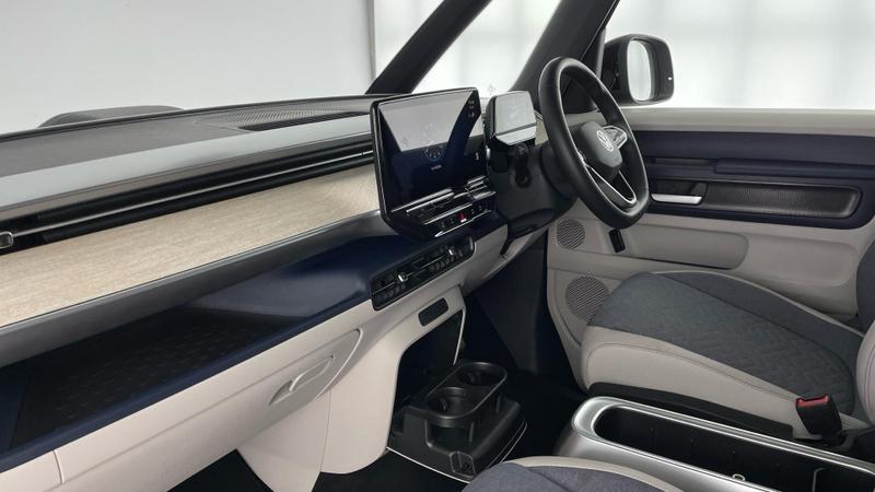 Used Volkswagen ID.Buzz 2024 for sale - 75946951: Photo 2