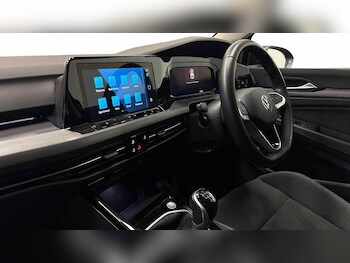 Used Volkswagen Golf 2023 for sale - 77506380: Photo