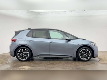 Used Volkswagen ID.3 2022 for sale - 77890112: Photo