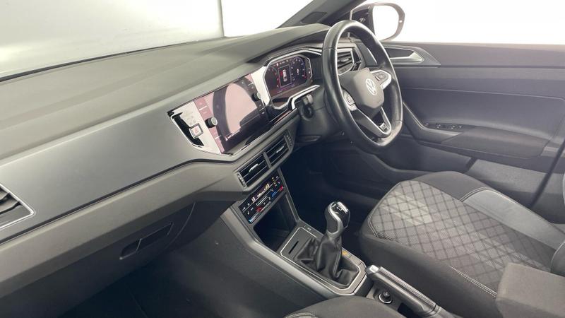 Used Volkswagen Taigo 2022 for sale - 76028122: Photo 2