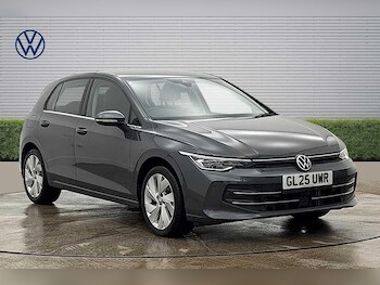 Used Volkswagen Golf 2025 for sale - 77890101: Photo