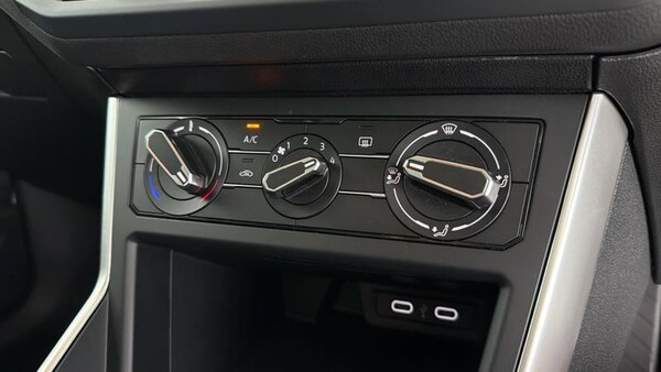 Used Volkswagen Polo 2023 for sale - 76131440: Photo 13