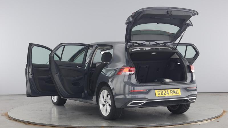 Used Volkswagen Golf 2024 for sale - 75945187: Photo 11