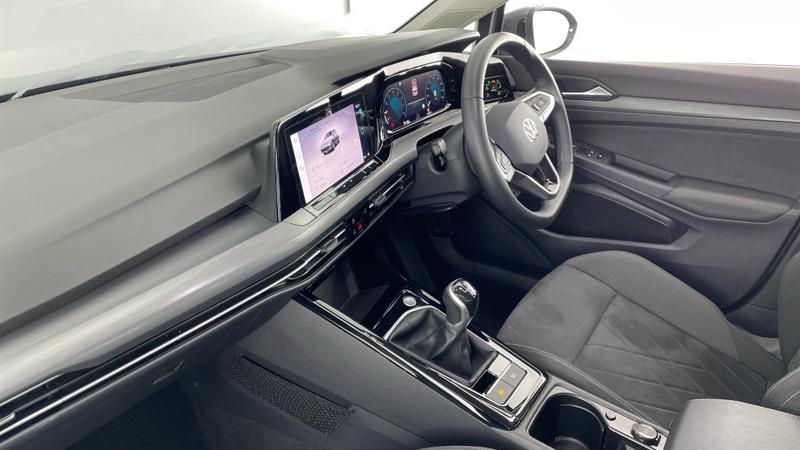 Used Volkswagen Golf 2024 for sale - 75945187: Photo 2