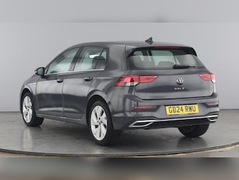 Used Volkswagen Golf 2024 for sale - 75945187: Photo