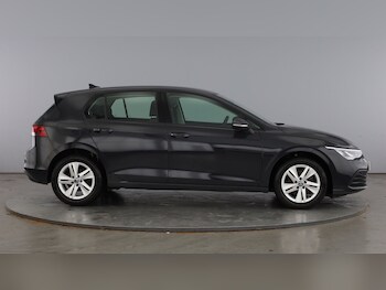 Used Volkswagen Golf 2024 for sale - 78424173: Photo