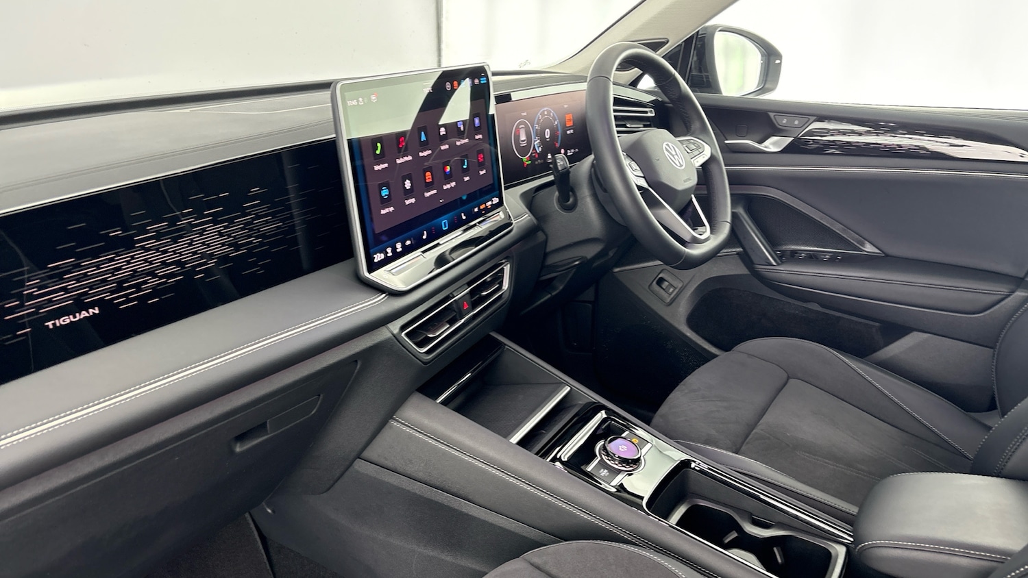 Used Volkswagen Tiguan 2025 for sale - 78091235: Photo 2