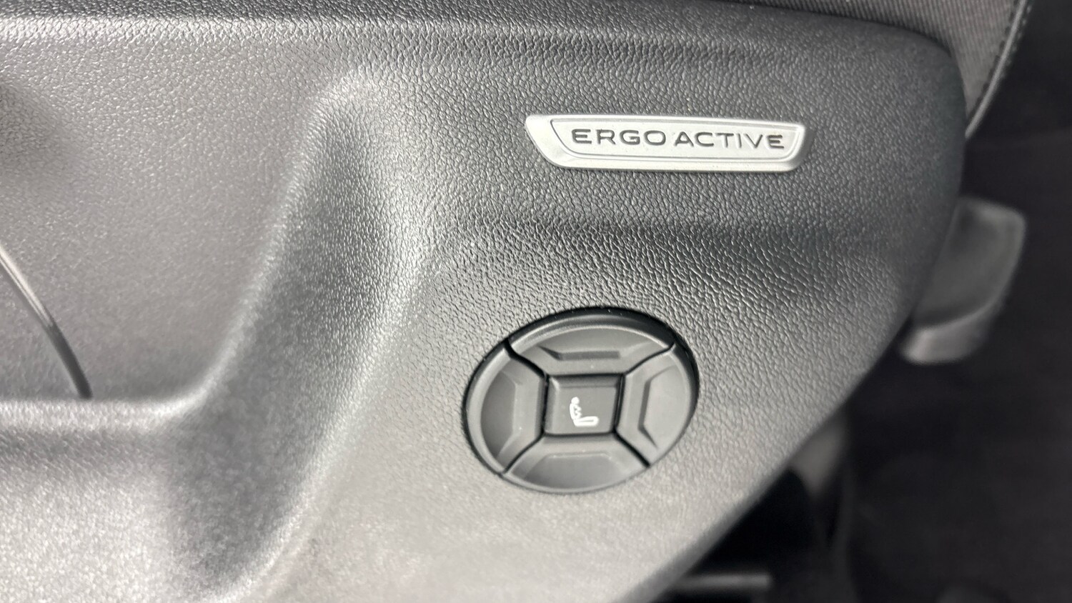 Used Volkswagen Tiguan 2025 for sale - 78091235: Photo 25