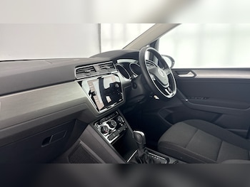 Used Volkswagen Touran 2021 for sale - 78791751: Photo