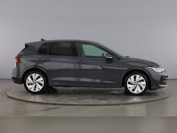 Used Volkswagen Golf 2025 for sale - 77506212: Photo