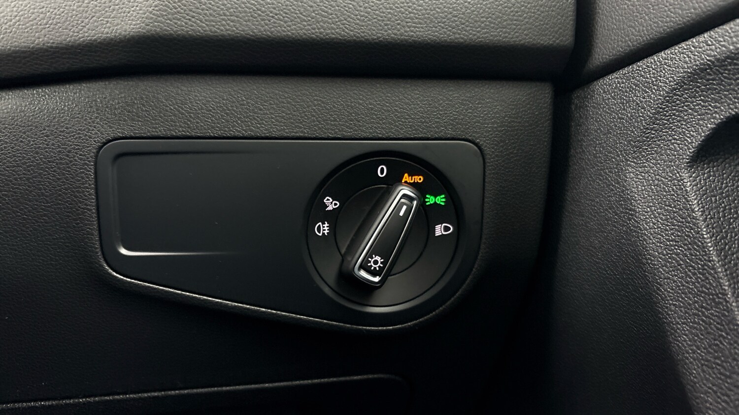 Used Volkswagen Tiguan 2023 for sale - 77888775: Photo 22