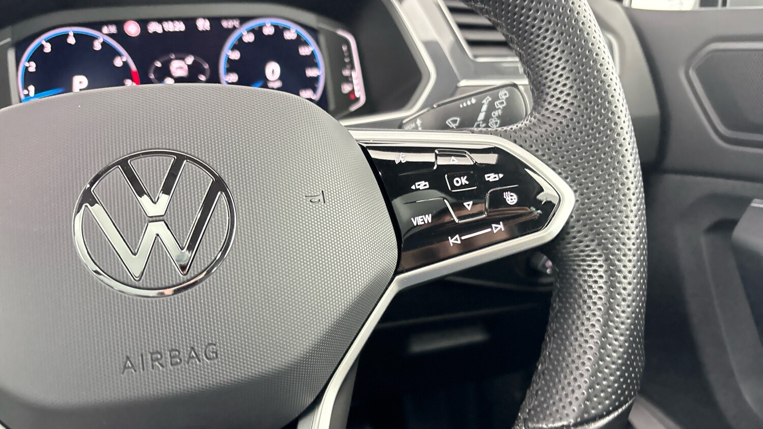 Used Volkswagen Tiguan 2023 for sale - 77888775: Photo 24