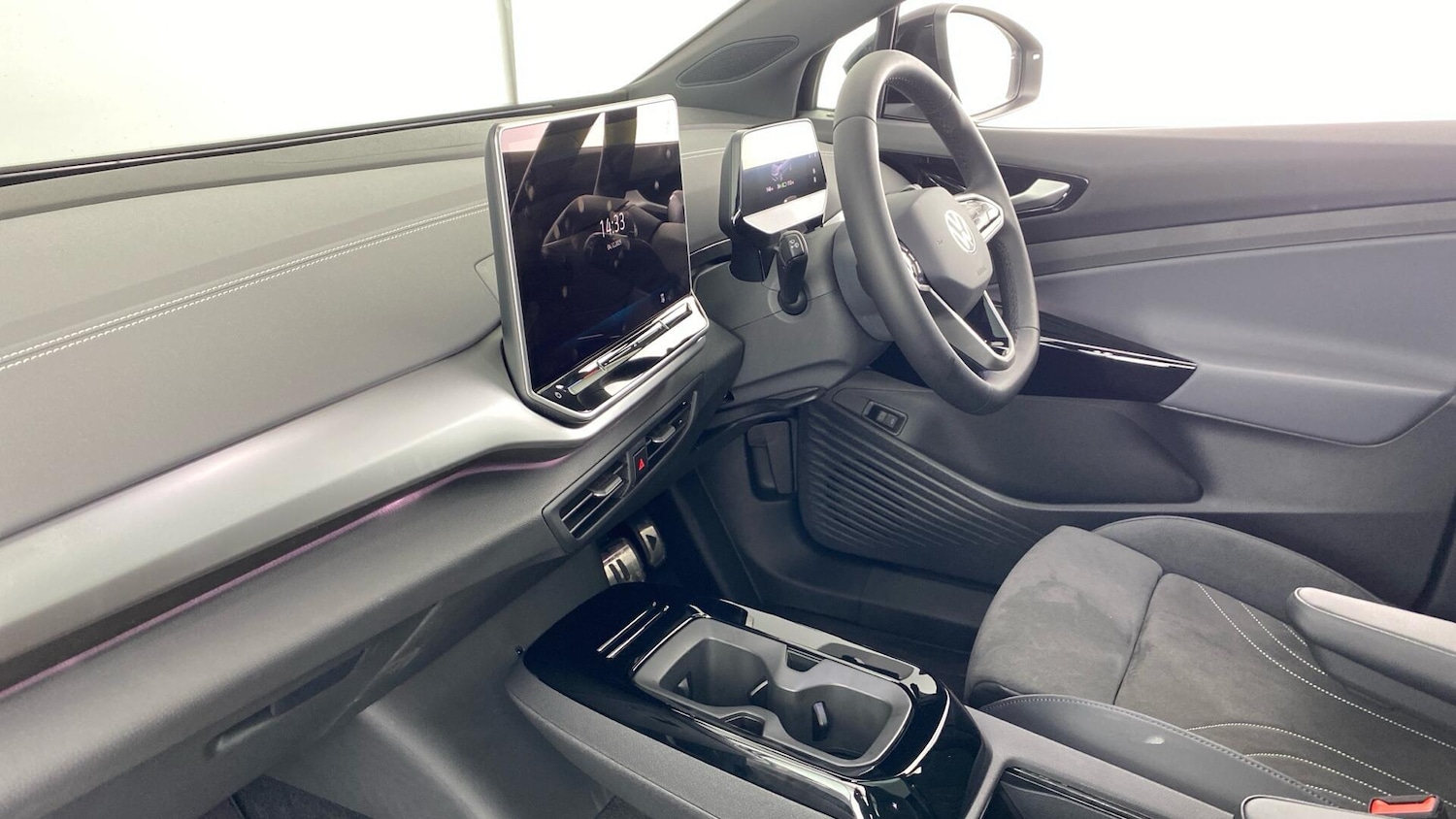 Used Volkswagen ID.4 2025 for sale - 77602701: Photo 2