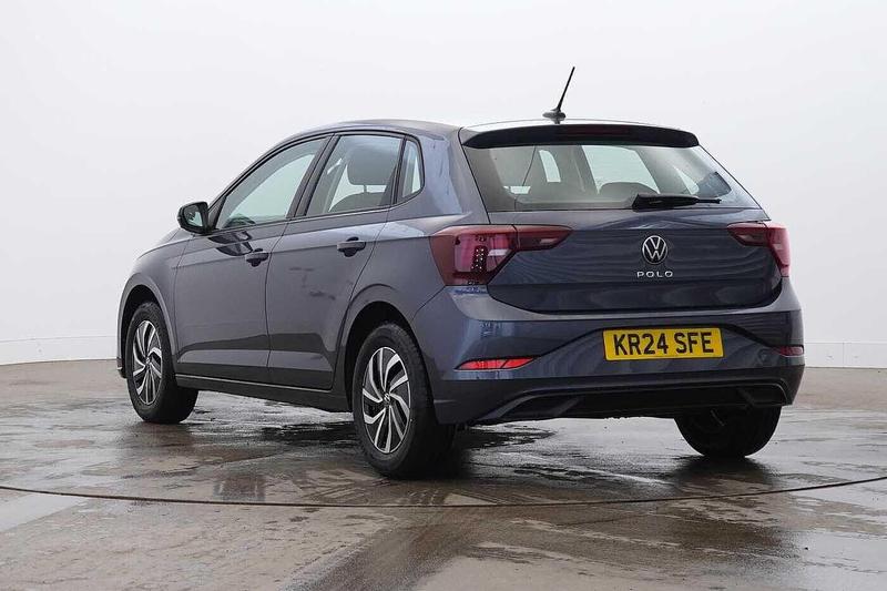 Used Volkswagen Polo 2024 for sale - 76046500: Photo 3