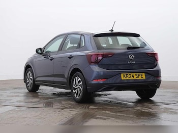 Used Volkswagen Polo 2024 for sale - 76046500: Photo 3
