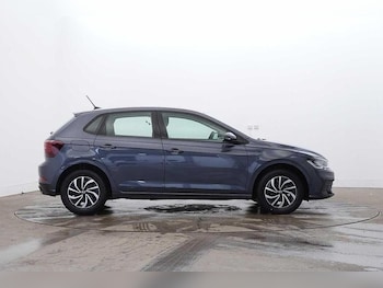 Used Volkswagen Polo 2024 for sale - 76046500: Photo 4