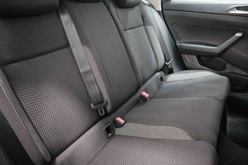 Used Volkswagen Polo 2024 for sale - 76046500: Photo 9