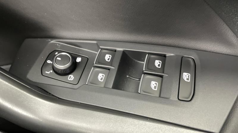 Used Volkswagen T-Cross 2025 for sale - 76603524: Photo 19