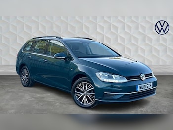 Used Volkswagen Golf 2018 for sale - 77220450: Photo