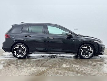 Used Volkswagen Golf 2025 for sale - 77890096: Photo