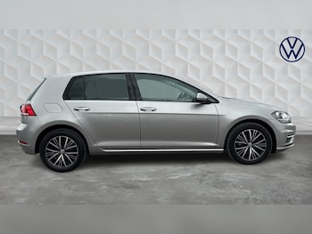Used Volkswagen Golf 2017 for sale - 78817538: Photo