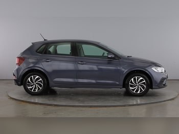 Used Volkswagen Polo 2024 for sale - 78435892: Photo