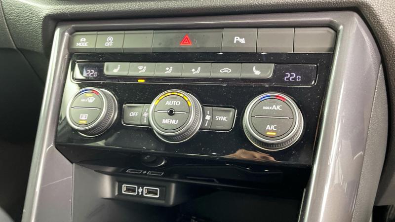 Used Volkswagen T-Roc 2020 for sale - 76519735: Photo 13