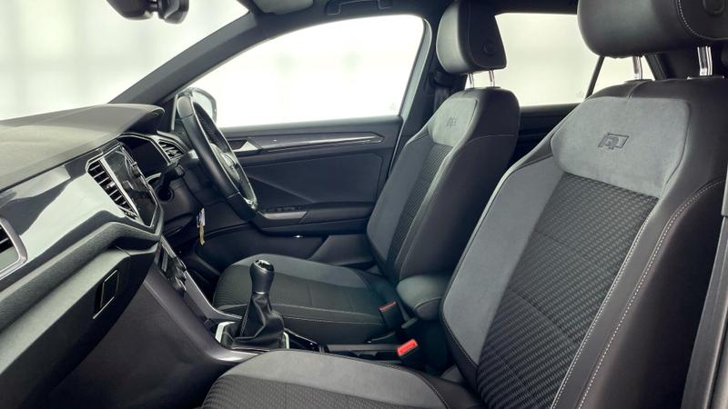 Used Volkswagen T-Roc 2020 for sale - 76519735: Photo 43
