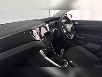 Used Volkswagen Polo 2024 for sale - 78026288: Photo