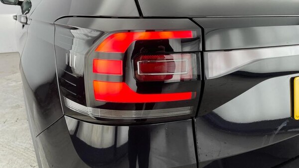 Used Volkswagen T-Cross 2023 for sale - 76028249: Photo 30
