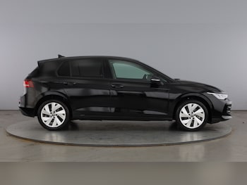 Used Volkswagen Golf 2025 for sale - 78633650: Photo