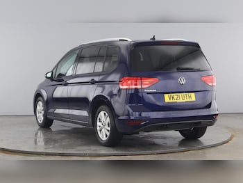 Used Volkswagen Touran 2021 for sale - 75730940: Photo