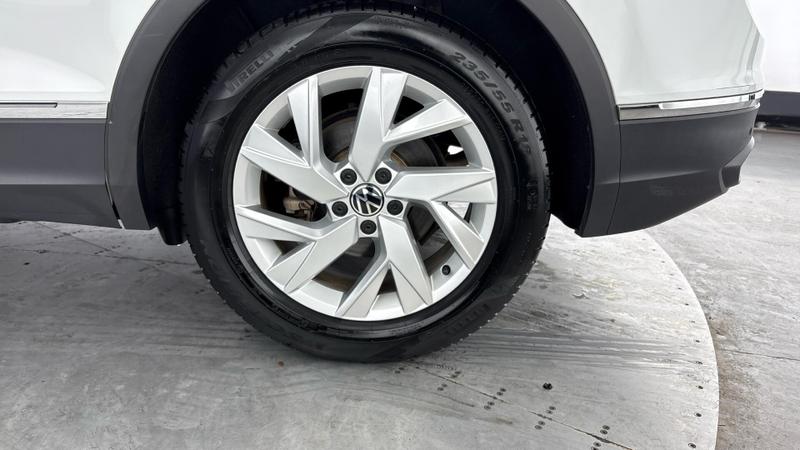 Used Volkswagen Tiguan 2020 for sale - 76862356: Photo 31