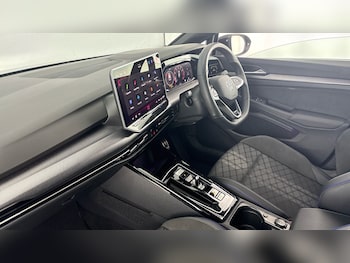 Used Volkswagen Golf 2025 for sale - 79048074: Photo